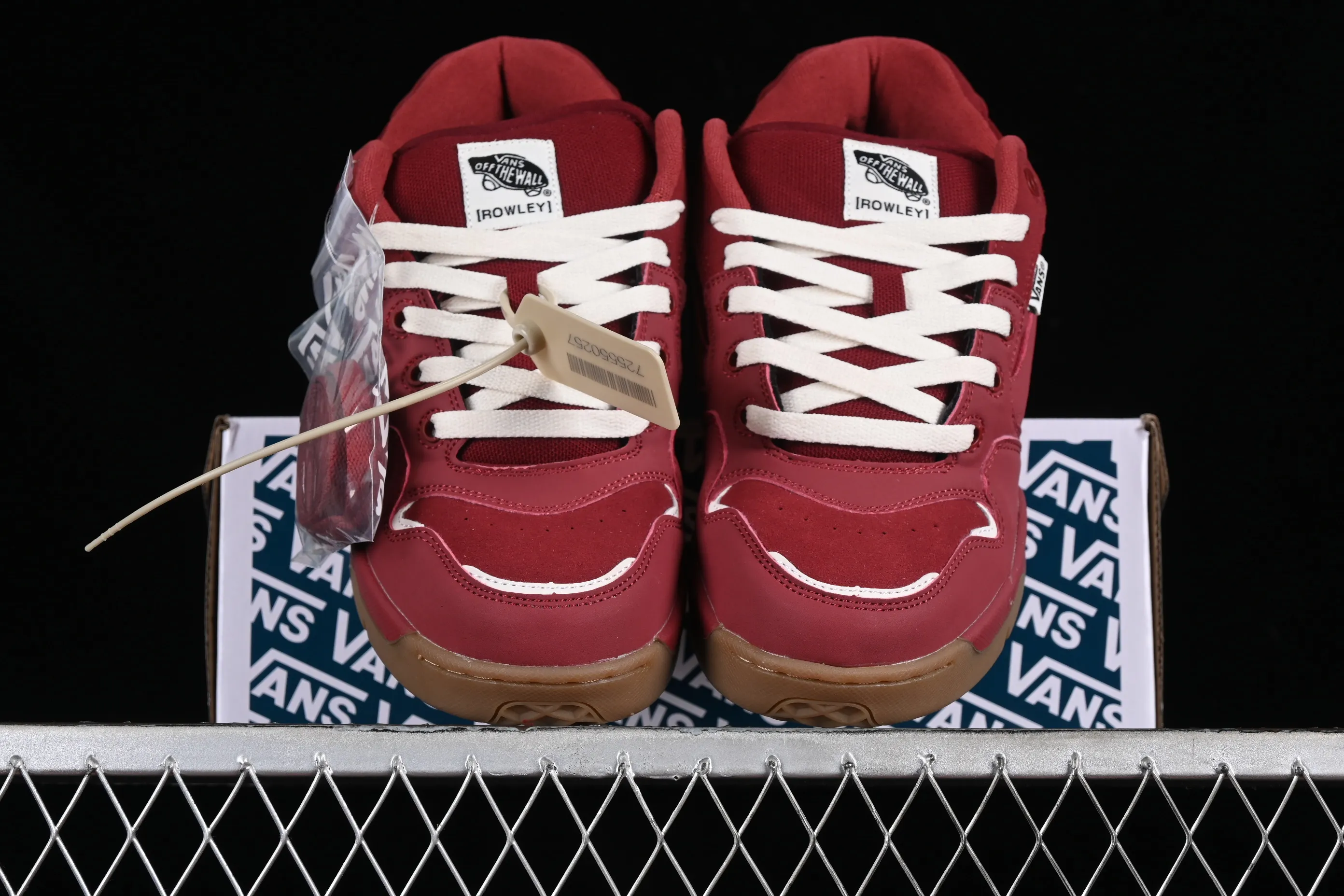 All categories Vans Vans series Vans Mid Vans China Vans Rowley XLT series Vans official shock-absorbing and wear-resistant retro skateboard shoes VN000E217YO